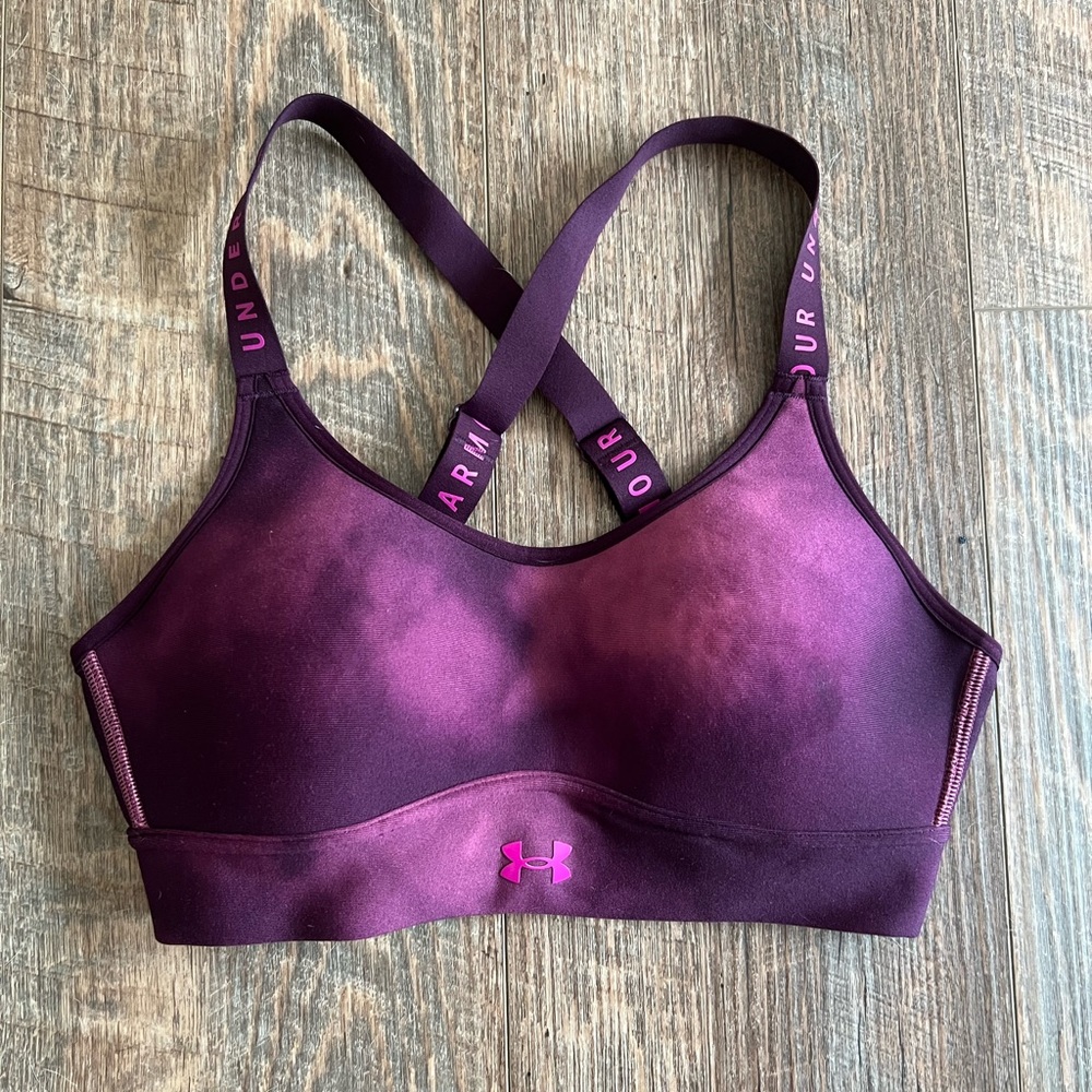Under Armour Mid Sports Bra